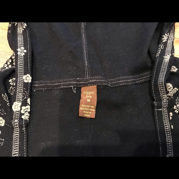 Floral Hooded Top - Picture 6 of 6